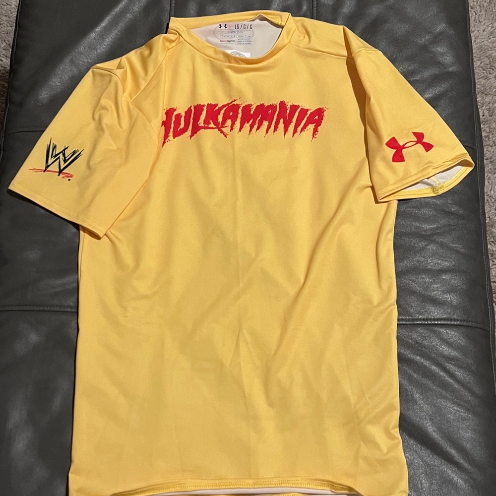 Under Armour x WWE Hulkamania Compression Shirt